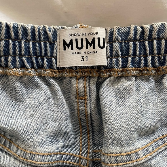 Show Me Your Mumu Tucson Shorts in Cloud Burst. Size 31 - Picture 7 of 11